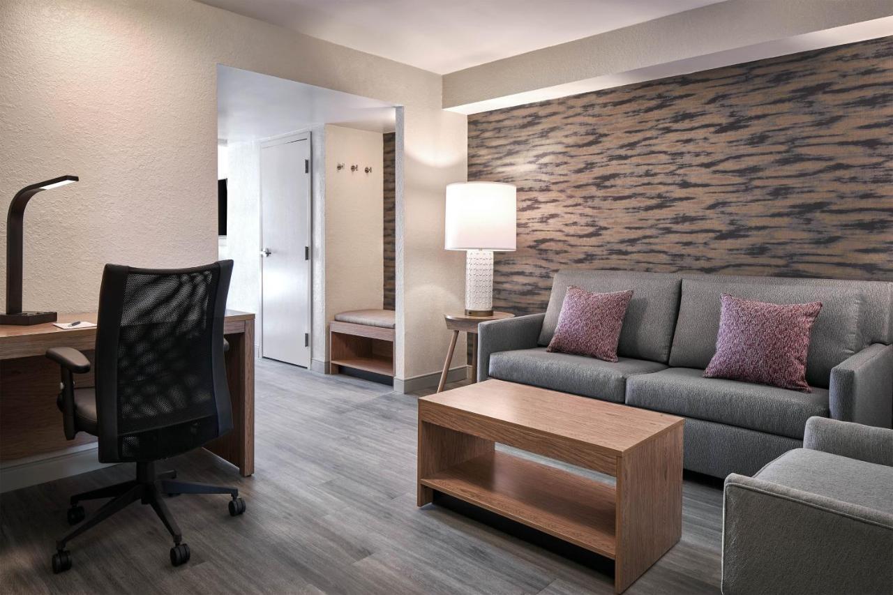 Sheraton Richmond Airport Hotel Sandston Dış mekan fotoğraf