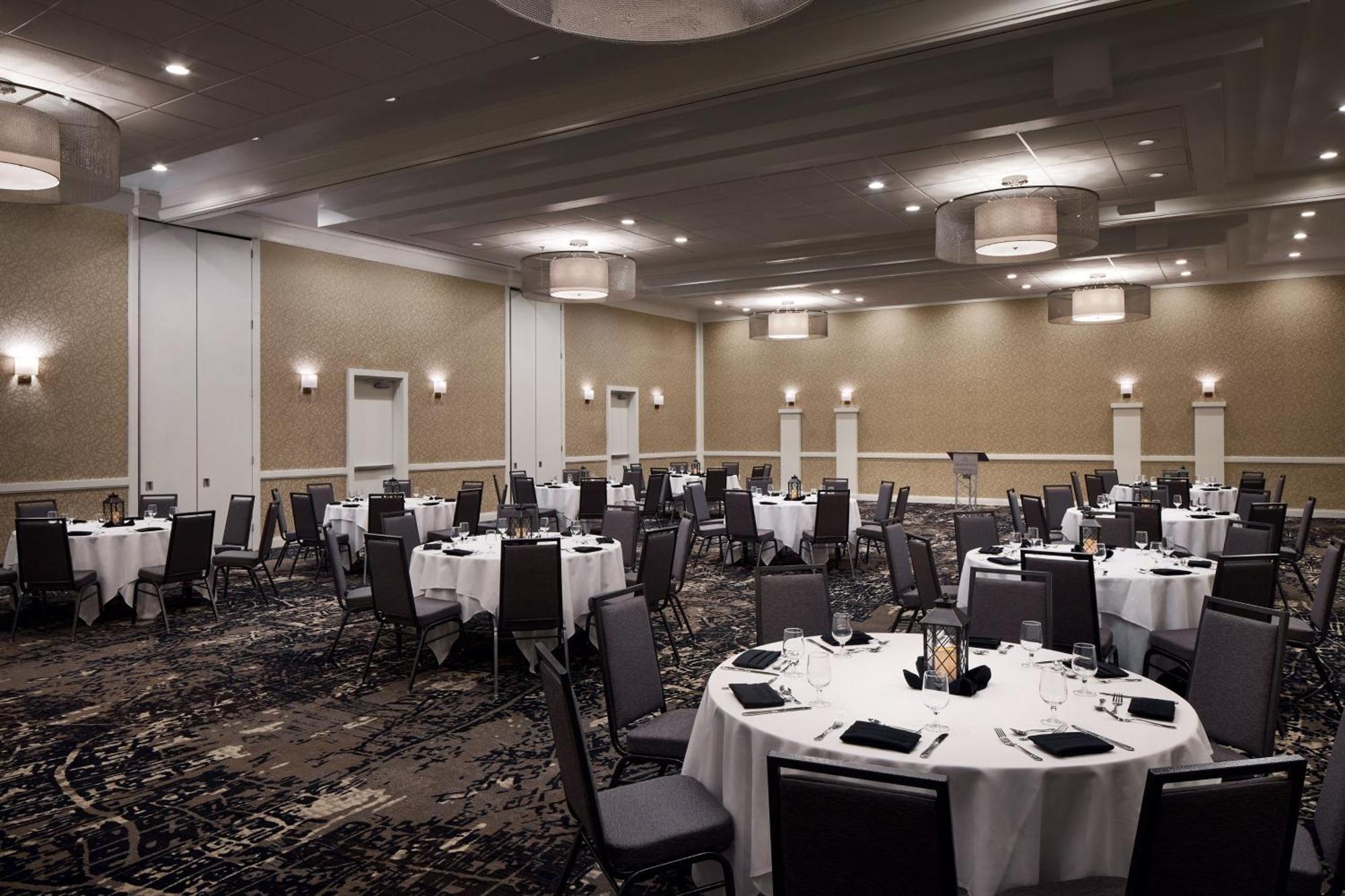 Sheraton Richmond Airport Hotel Sandston Dış mekan fotoğraf