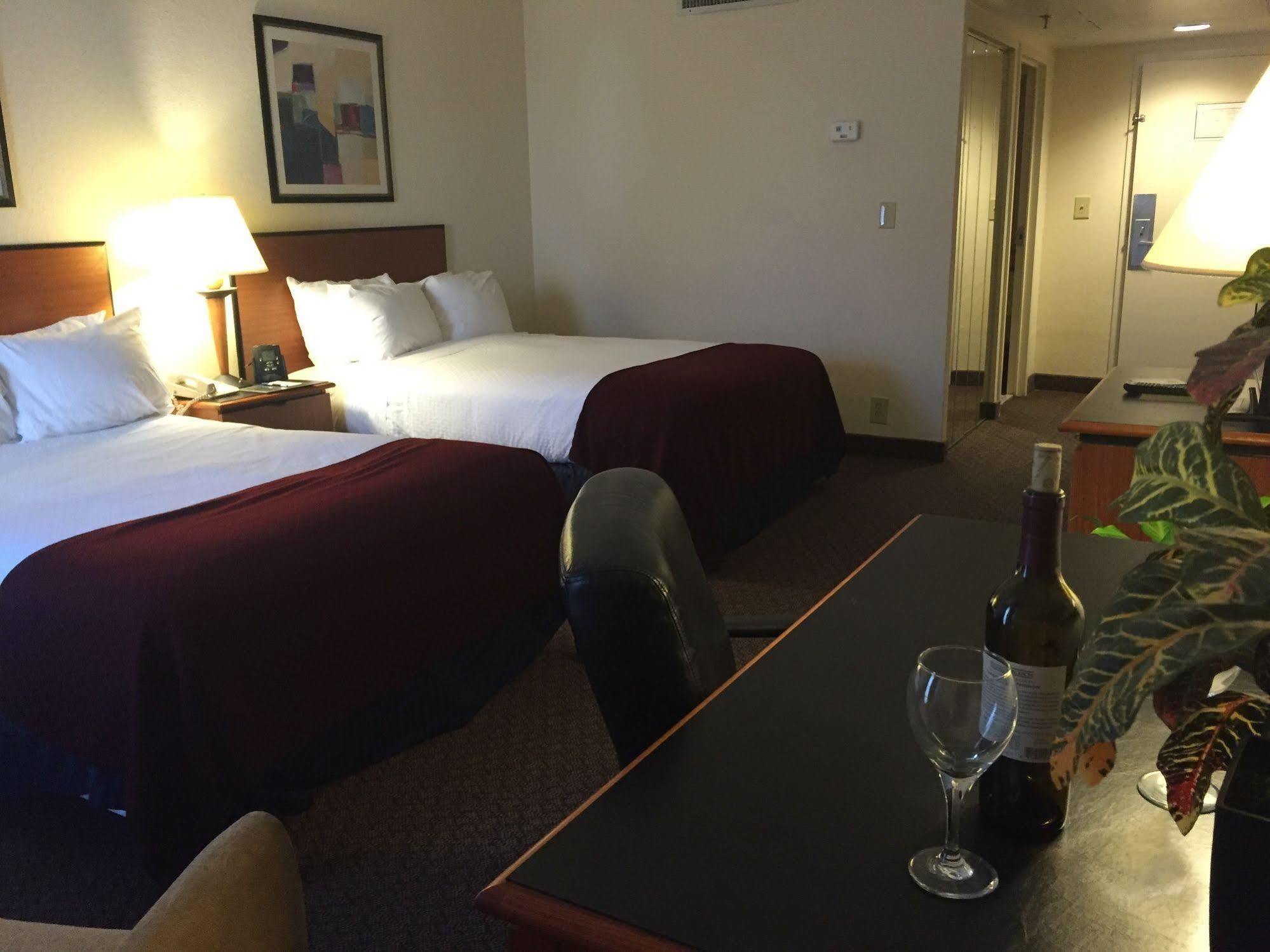 Sheraton Richmond Airport Hotel Sandston Dış mekan fotoğraf