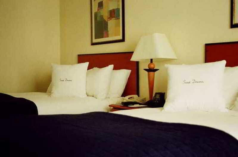 Sheraton Richmond Airport Hotel Sandston Dış mekan fotoğraf